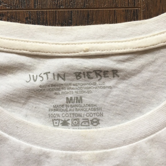 Justin Bieber Merch Tshirt - Picture 2 of 2